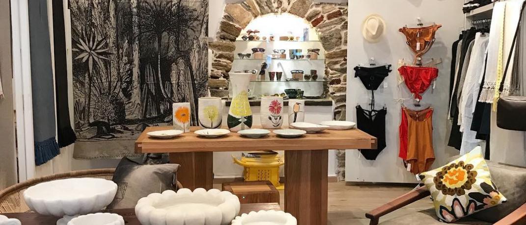 KARYBU Concept Store: Ένας χώρος στην καρδιά της Τήνου που συνδυάζει την αγάπη για το στιλ στην ένδυση και το interior design