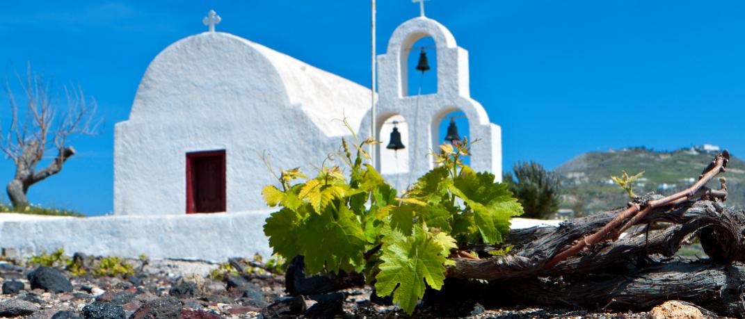 Το Πάσχα μένουμε Ελλάδα: 10 προορισμοί, με ιδιαίτερα έθιμα  | 0 bovary.gr