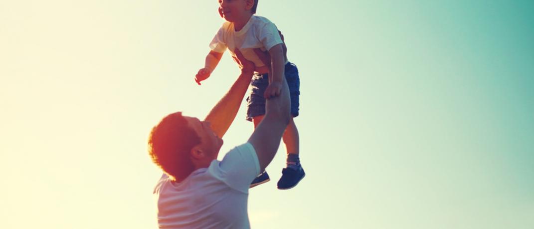 Γιατί τα παιδιά που περνούν περισσότερο χρόνο με τον πατέρα τους είναι πιο έξυπνα | 0 bovary.gr