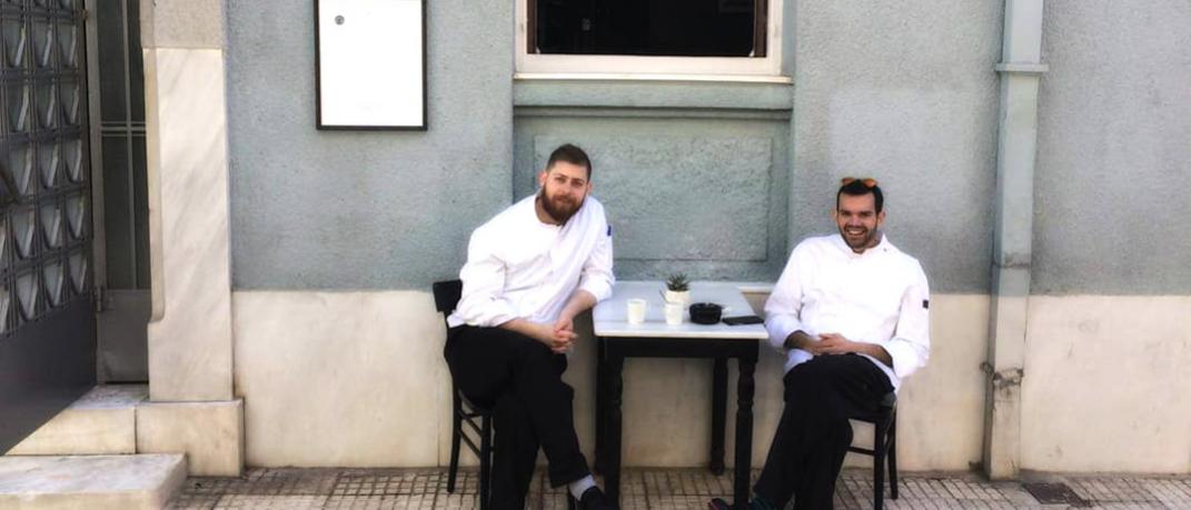 Δύο νεαροί ταλαντούχοι σεφ, μόλις δημιούργησαν το επόμενο στέκι μας στο Παγκράτι | 0 bovary.gr