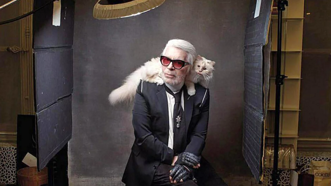 O Karl Lagerfeld με την αγαπημένη του γάτα Choupette/Φωτογραφία: Instagram/choupettesdiary