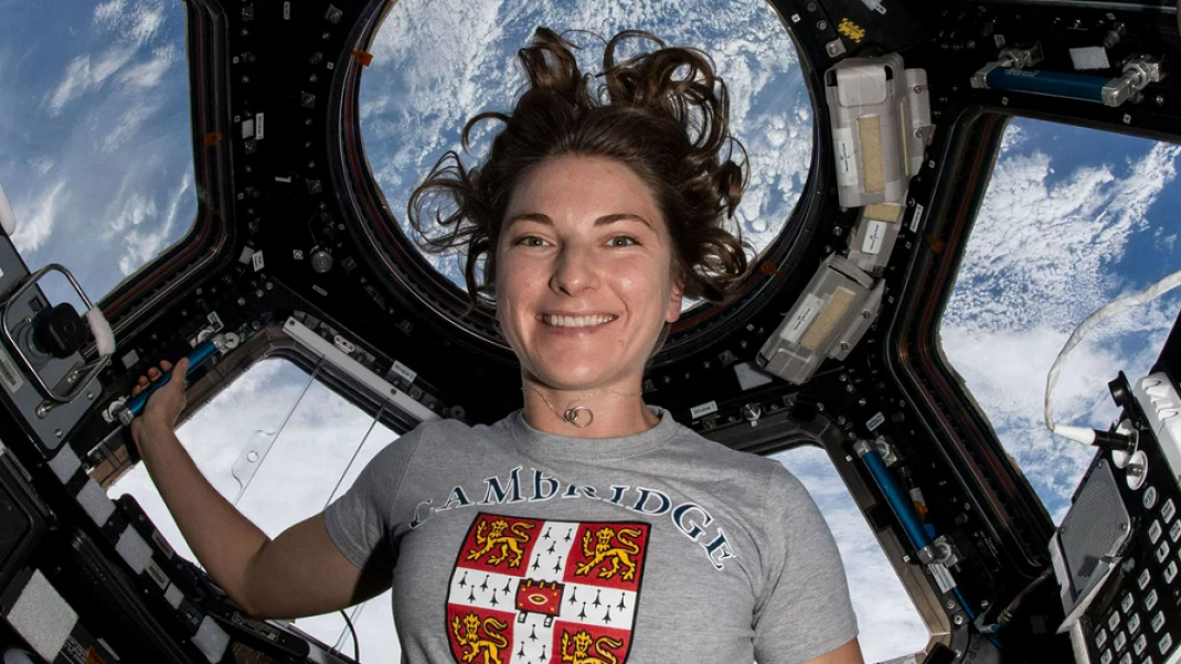 Η Κάιλα Μπάρον περιγράφει τη διαστημική της εμπειρία 