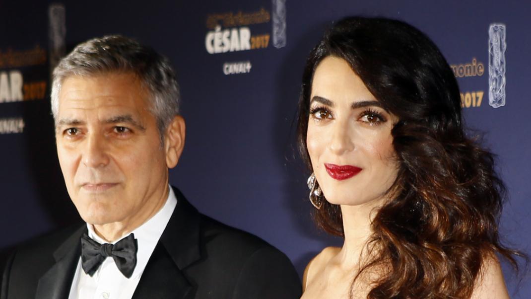 Ο πατέρας του George Clooney αποκαλύπτει σε ποιον μοιάζουν τα δίδυμα | 0 bovary.gr