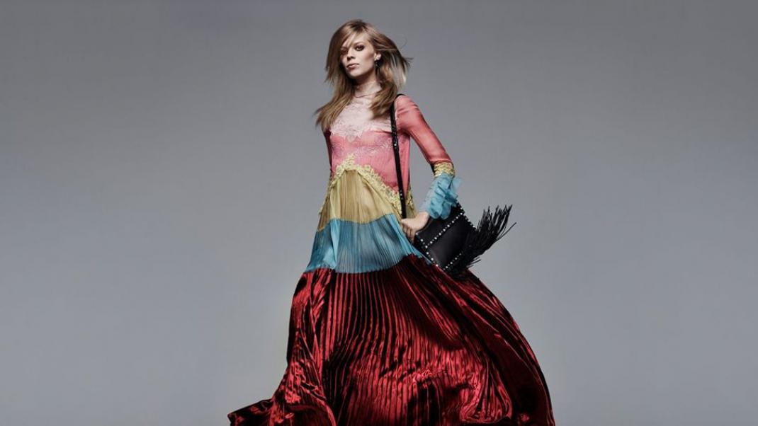 Αυτό είναι το πιο ονειρικό φόρεμα στον κόσμο σύμφωνα με τη Vogue | 0 bovary.gr
