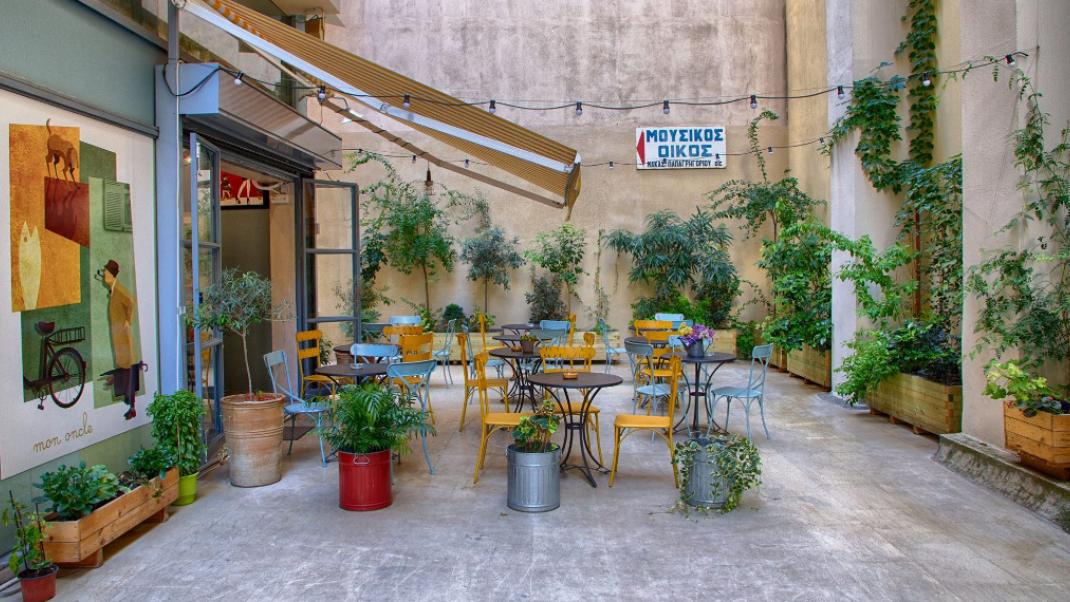 Duck Soup Cafe: Στην αυλή αυτού του κρυμμένου bistro θα απολαύσεις το lunch break σου | 0 bovary.gr