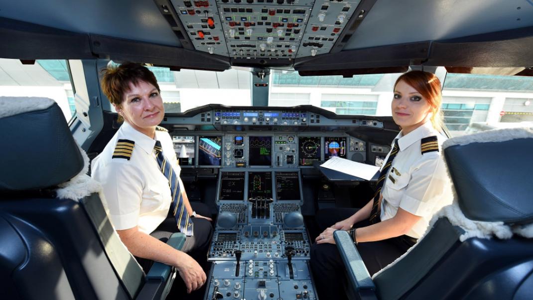 Φόρος τιμής στις γυναίκες από την Emirates | 0 bovary.gr