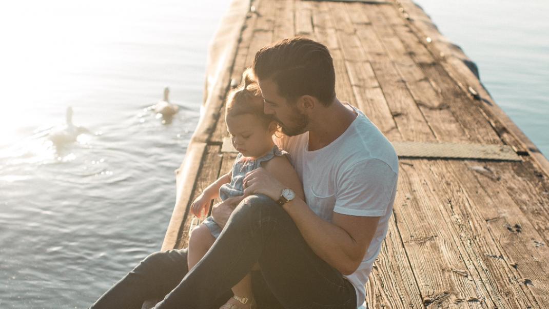 20 πράγματα που ένας μπαμπάς πρέπει να μάθει στην κόρη του | 0 bovary.gr