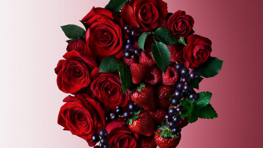 Rosa absolute: Αυτό το άρωμα τριαντάφυλλο πρέπει να το δοκιμάσετε | 0 bovary.gr