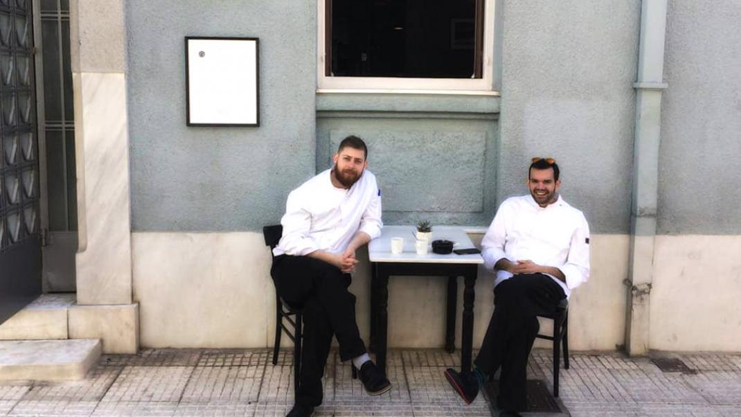 Δύο νεαροί ταλαντούχοι σεφ, μόλις δημιούργησαν το επόμενο στέκι μας στο Παγκράτι | 0 bovary.gr