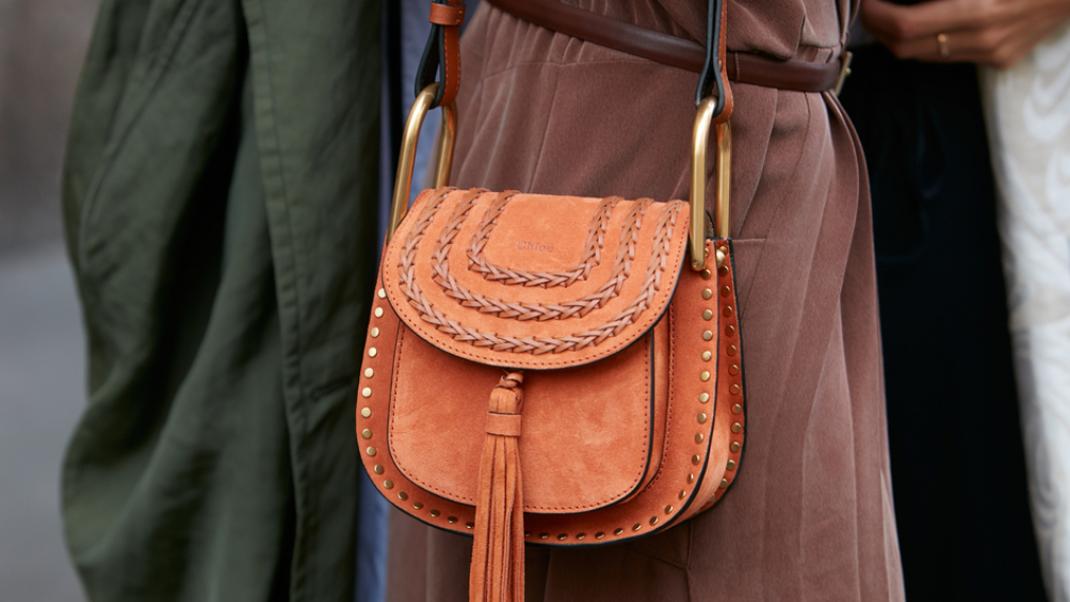 Fringe bag: Αν πάρεις μία τσάντα για το καλοκαίρι, ας είναι αυτή | 0 bovary.gr