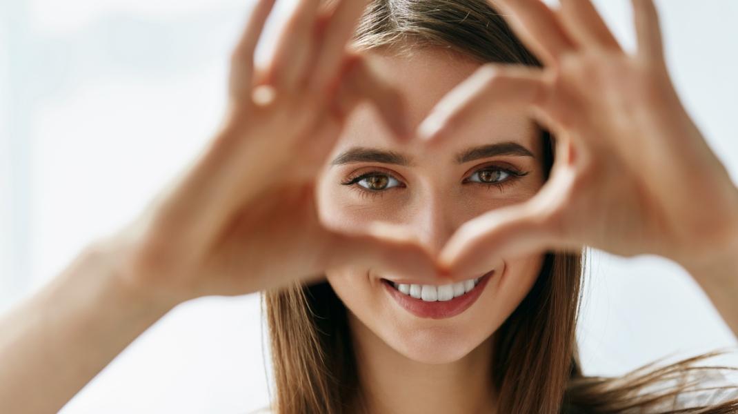 Μην αμελείτε την περιποίηση των ματιών σας/Shutterstock