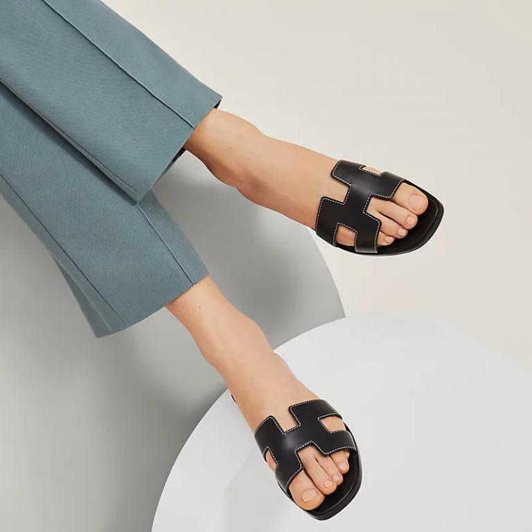 Αν αγαπάτε τα σανδάλια της Hermès βρήκαμε την τέλεια εναλλακτική από τα Marks & Spencer