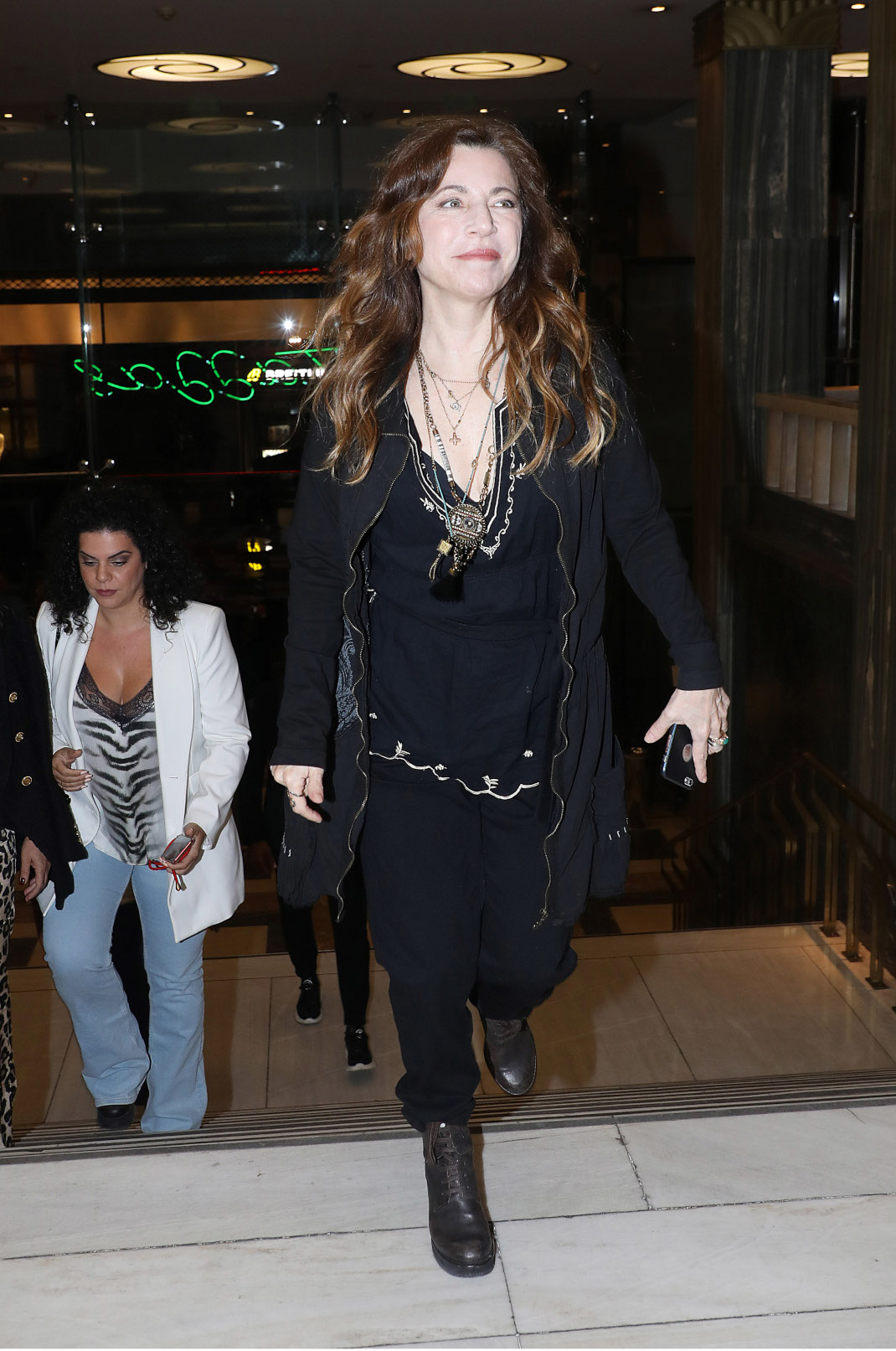 Δήμητρα Παπαδοπούλου Χόρεψε τσιφτετέλι σε πλατεία της Πορτογαλίας BOVARY