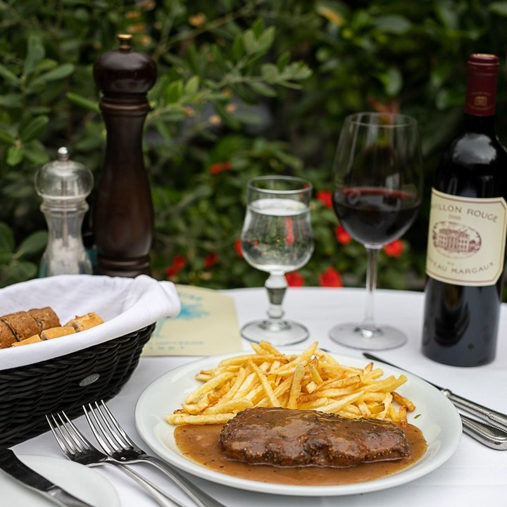 Blue Pine Το εστιατόριο της Κηφισιάς που μας έμαθε τη γαλλική κουζίνα