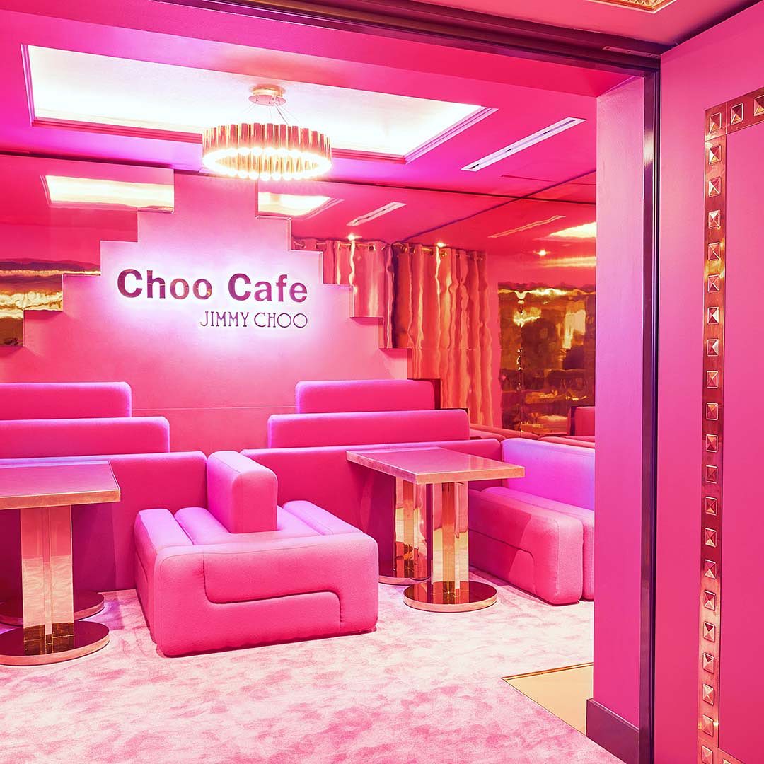 Το νέο Choo Café του Jimmy Choo άνοιξε τις πόρτες του στο Harrods του Λονδίνου
