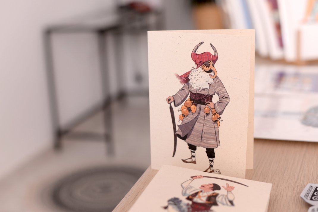 «Ο Πουρπούρης», εικονογράφηση που απεικονίζει τελετουργική φορεσιά από το Διδυμότειχο