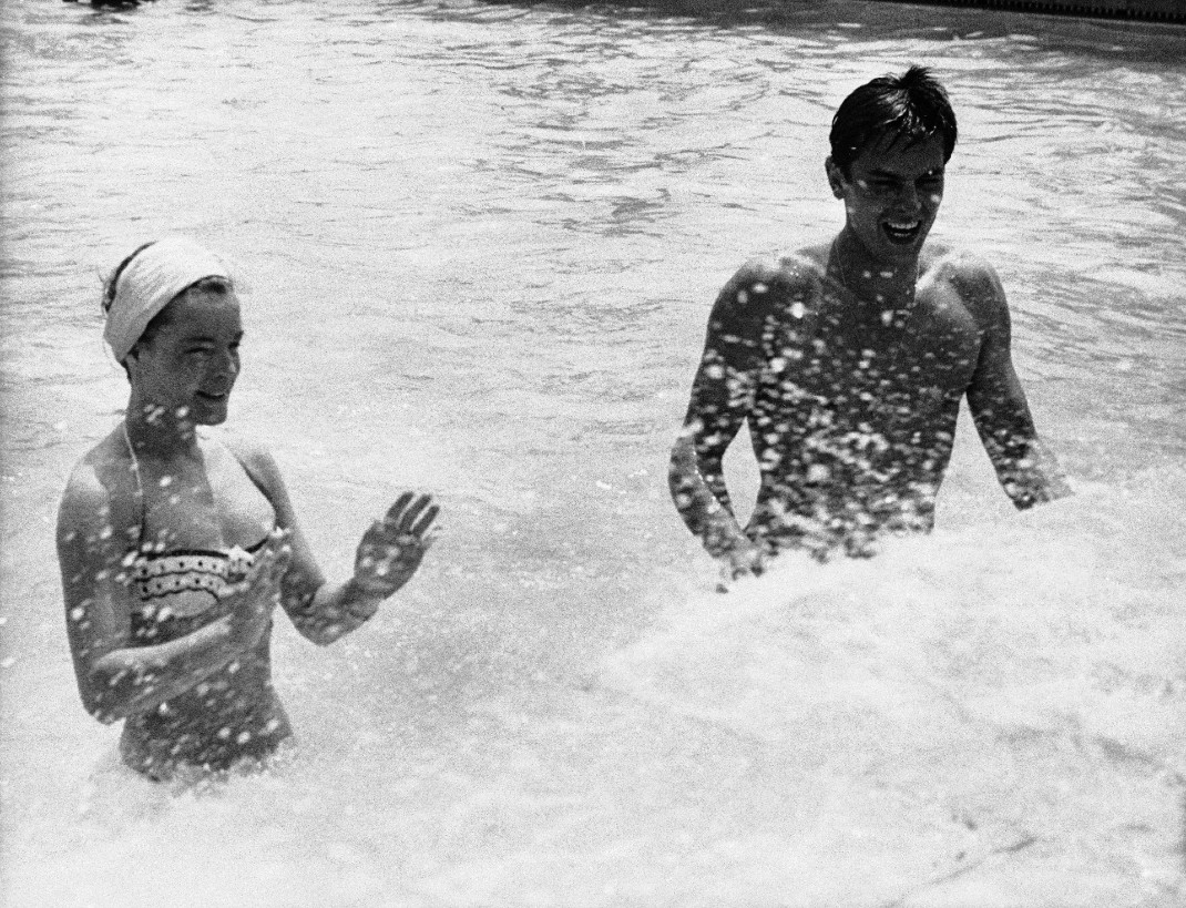 Η Ρόμι Σνάιντερ και ο Αλέν Ντελόν σε διακοπές στο Μόντε Κάρλο  τον Ιούλιο του 1961