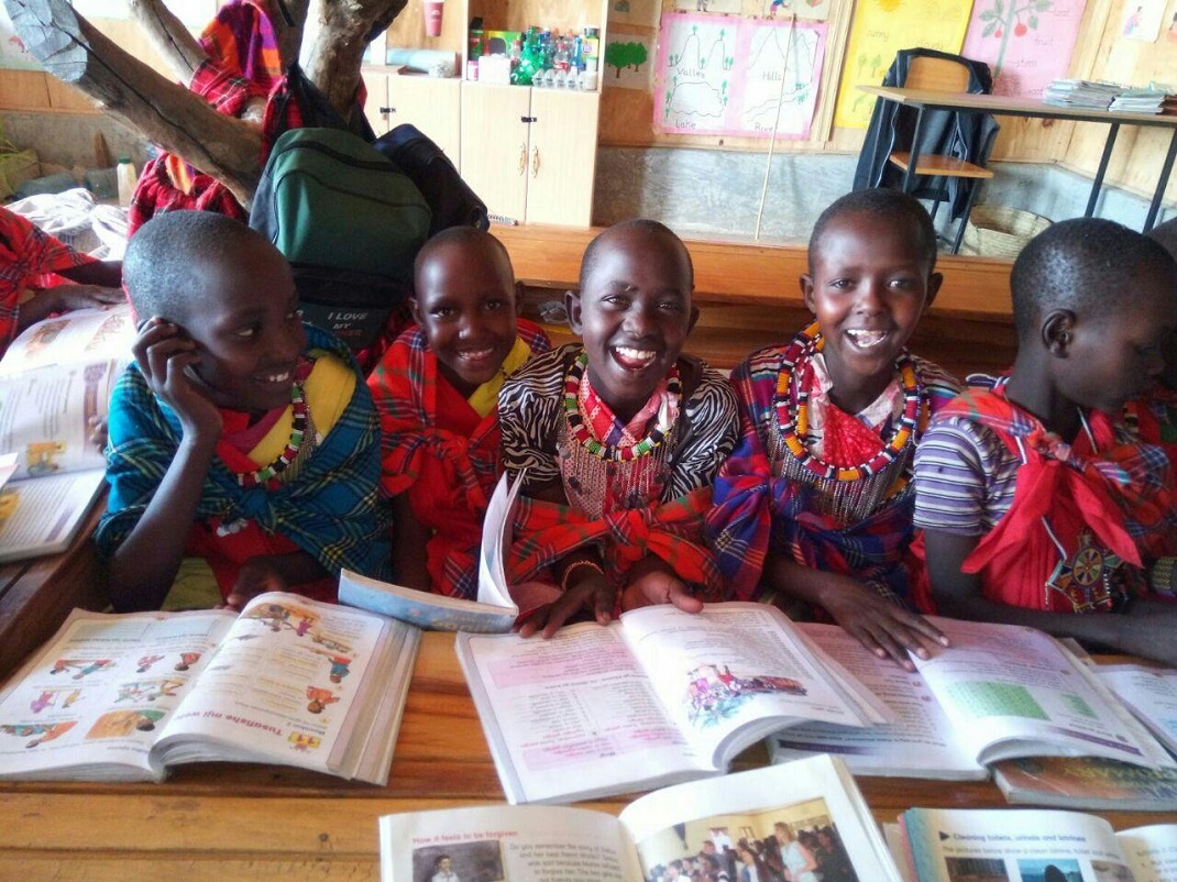 Μαθητές σε τάξη στην Κένυα