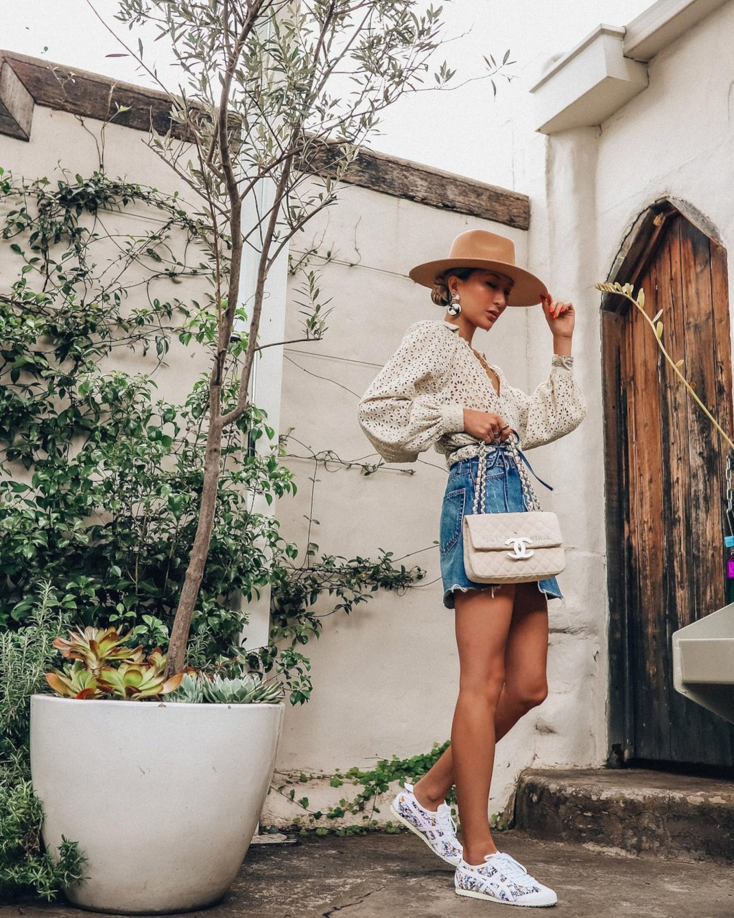 woman Jean skirt fedora hat 