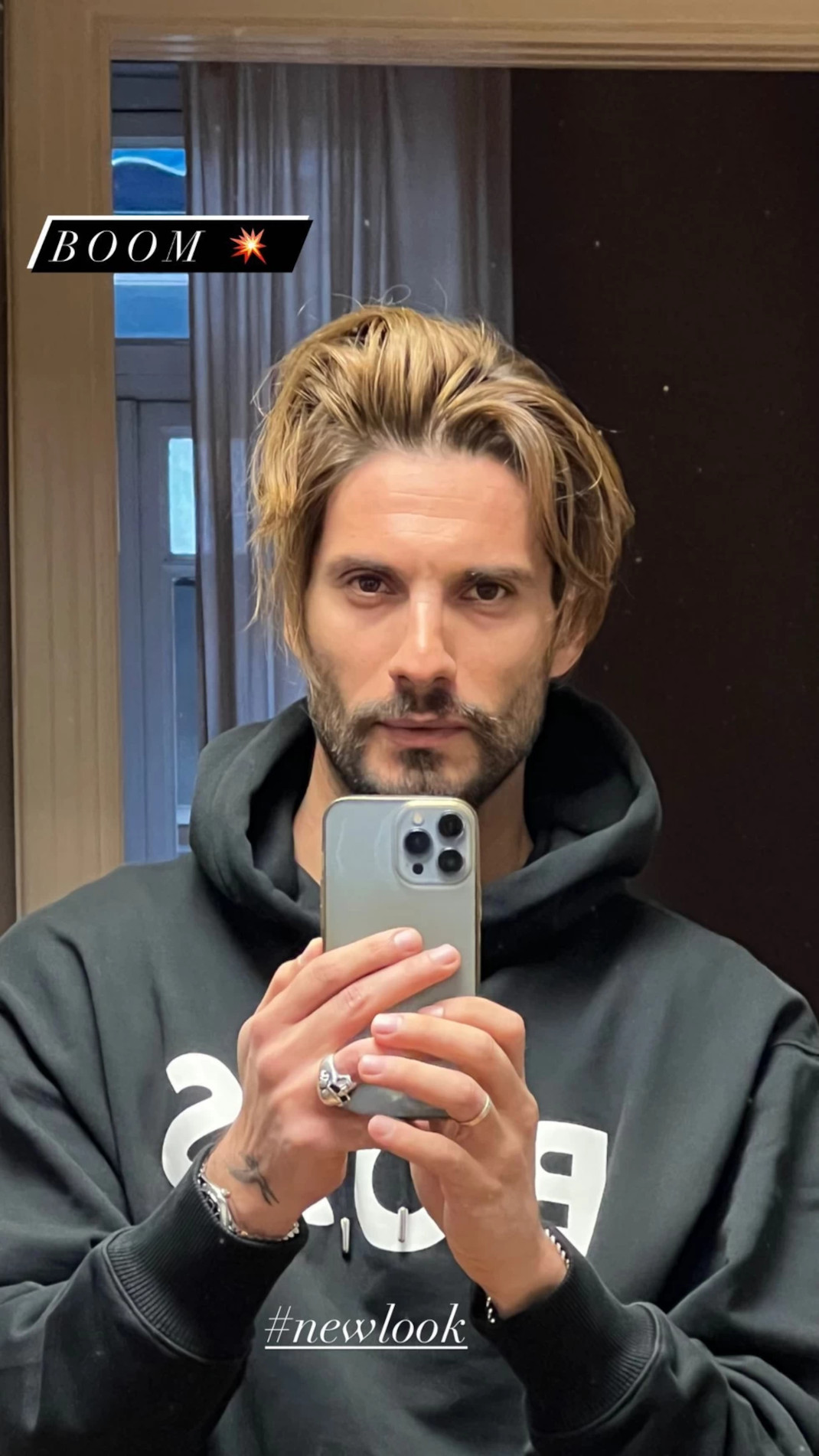 Νέο hair look για τον Γιώργο Καράβα -Αποκάλυψε την αλλαγή στα μαλλιά του με μια selfie 