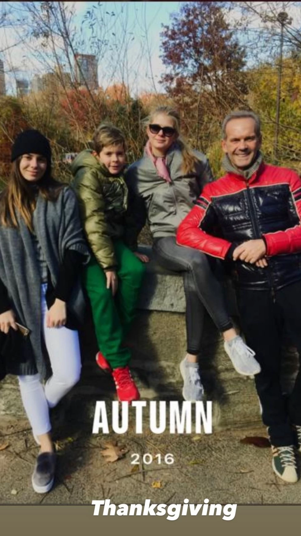 Πέτρος Κωστόπουλος: Η throwback φωτό με τα παιδιά του με αφορμή την ημέρα των Ευχαριστιών
