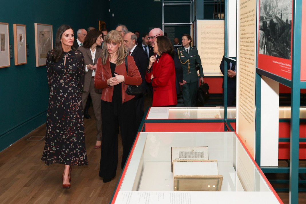 H πρώτη ανοιξιάτικη εμφάνιση της βασίλισσας Λετίθια -Με αέρινο φόρεμα από τα Massimo Dutti 