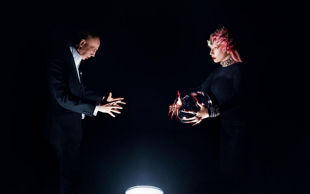 Η Lady Gaga συνεργάζεται με την Dom Pérignon
