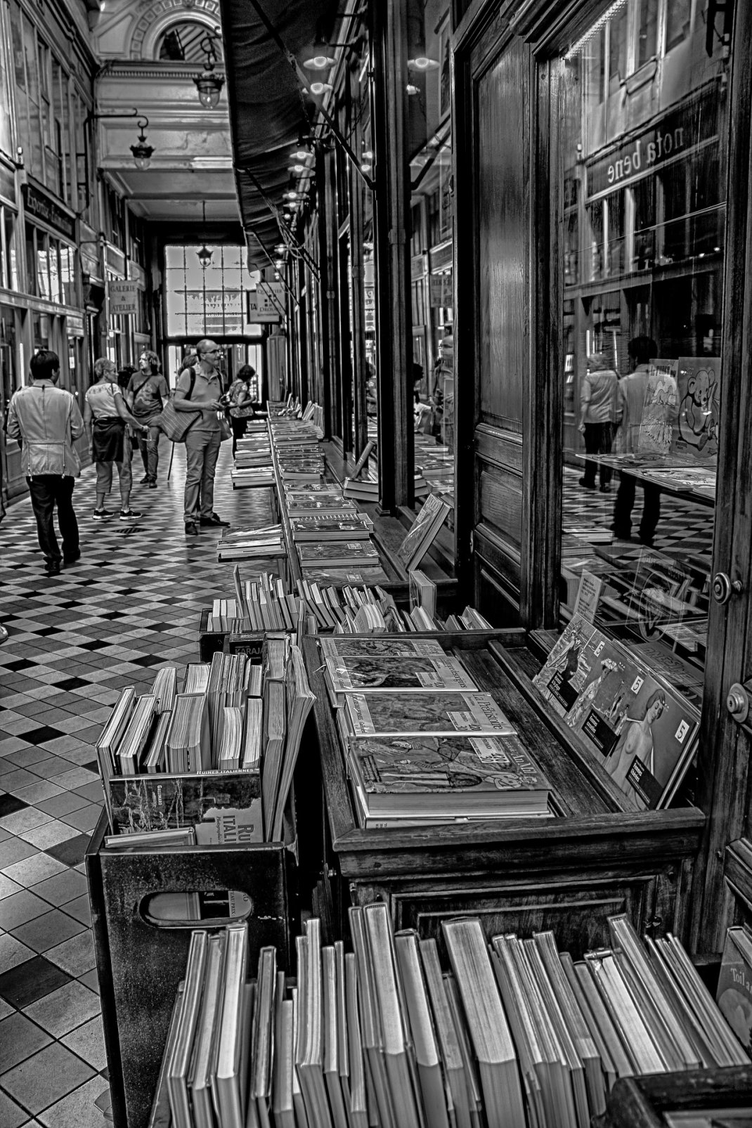 Τα Βιβλιοπωλεία του Παρισιού