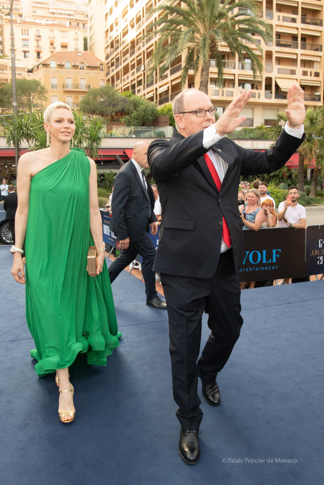 Νέα εμφάνιση για την πριγκίπισσα Σαρλίν: Εκθαμβωτική μέσα στο πράσινo Lanvin της φόρεμα