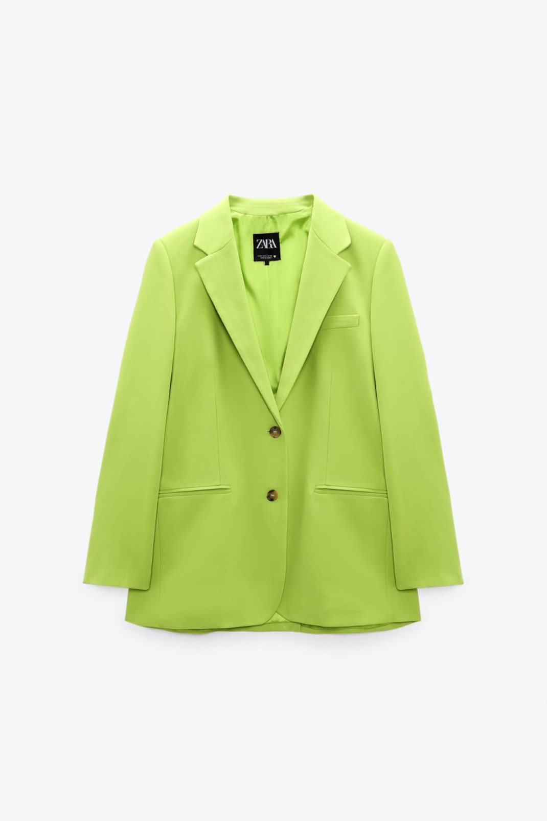 Η Nαταλία Γερμανού με blazer από τα Zara -Στο πιο ωραίο χρώμα της άνοιξης