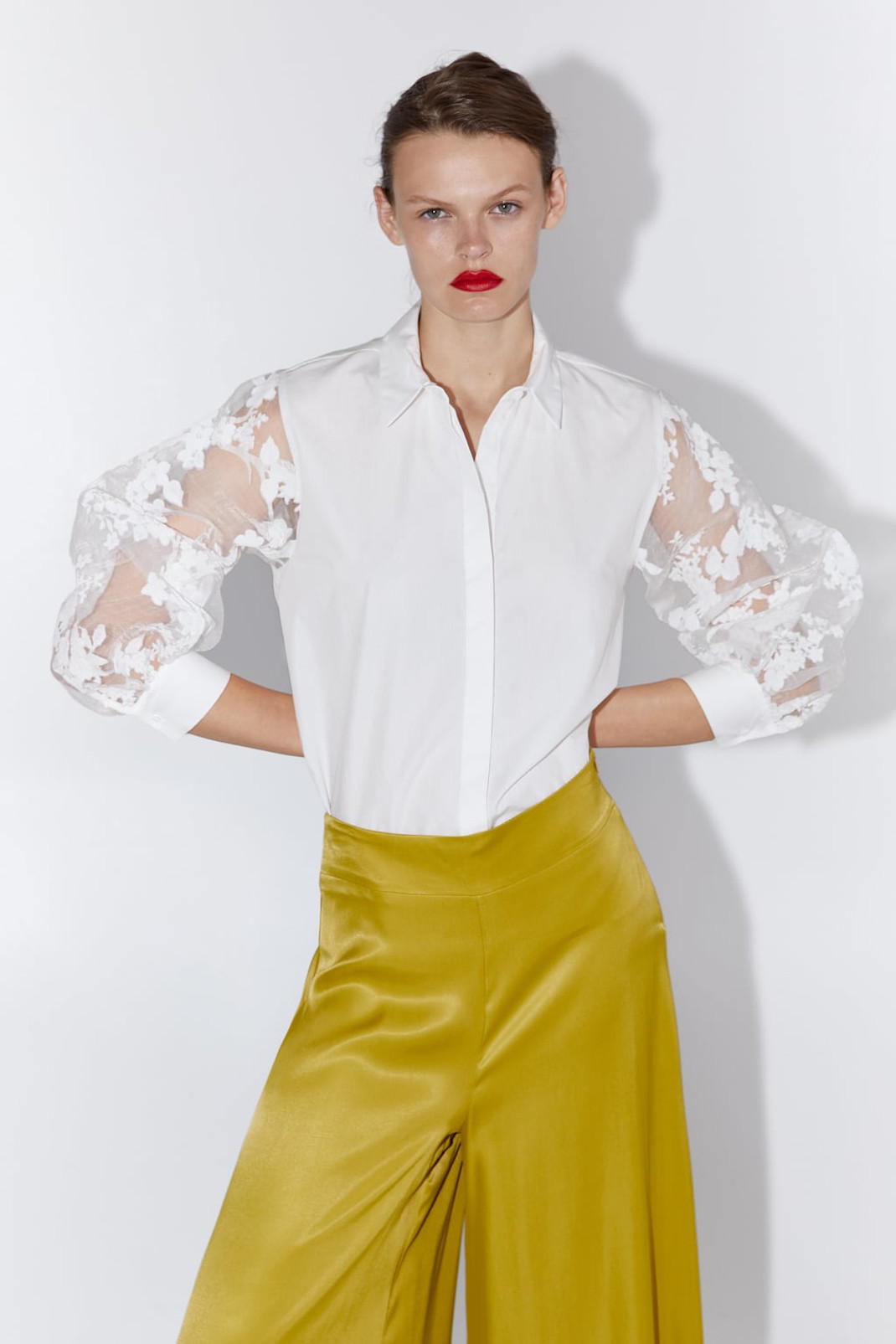 λευκό πουκάμισο Zara