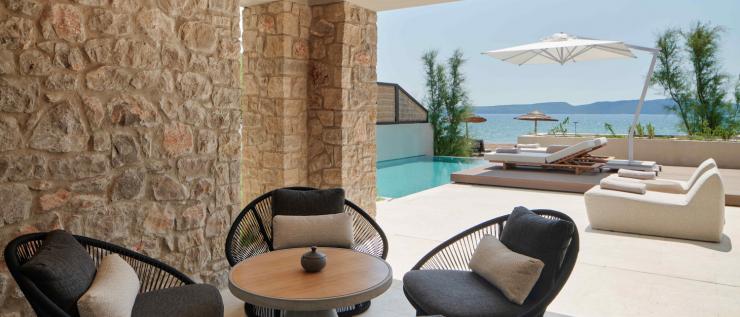 Tο W Costa Navarino στα “Top 50 Best Resorts in the World”, των Condé Nast Traveler Readers’ Choice Awards 2023