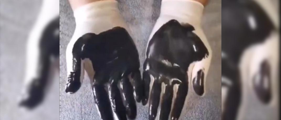 Χέρια με γάντια