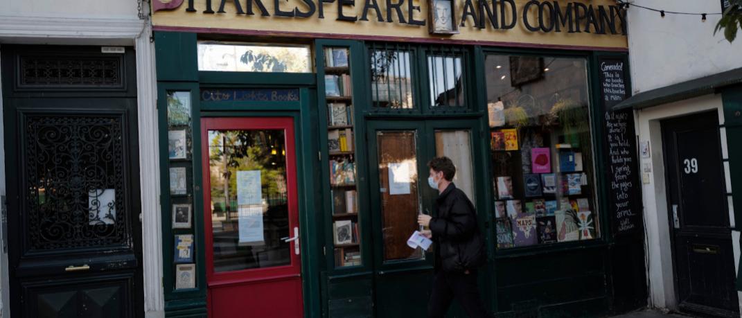 Shakespeare and Company βιβλιοπωλείο