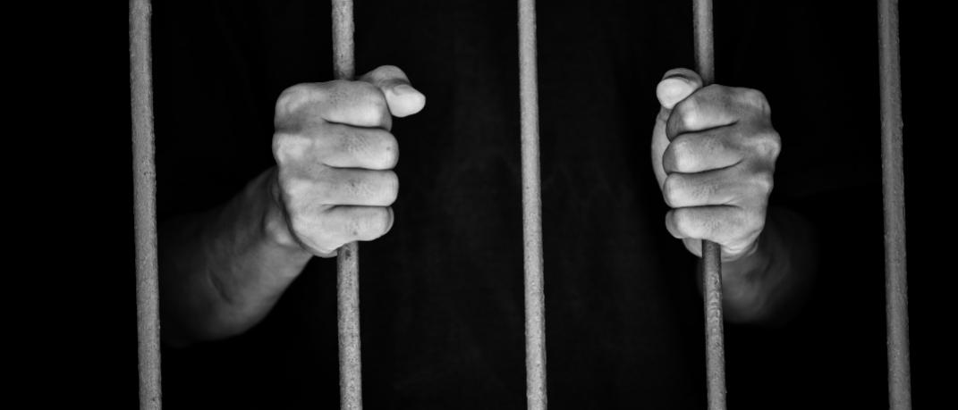 O βιασμός ως τιμωρία στις φυλακές 