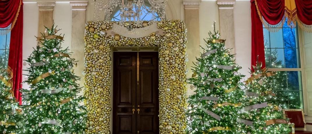 Ο Λευκός Οίκος «φόρεσε» τα γιορτινά του / Φωτογραφία: AP/Patrick Semansky