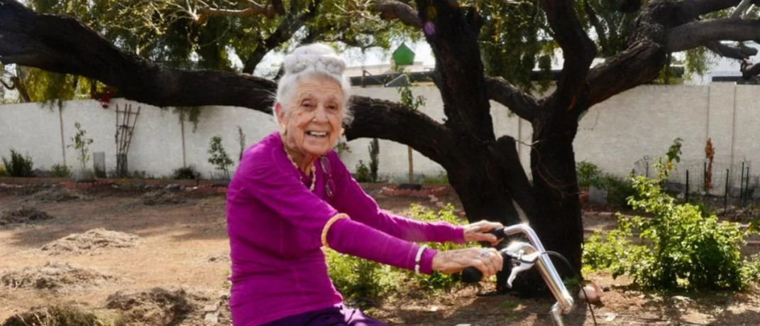 Μια 102χρονη αποκαλύπτει το μυστικό της ευτυχίας
