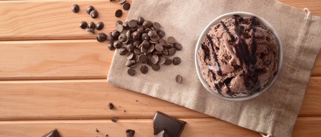 Παγωτό σοκολάτα με 2 υλικά