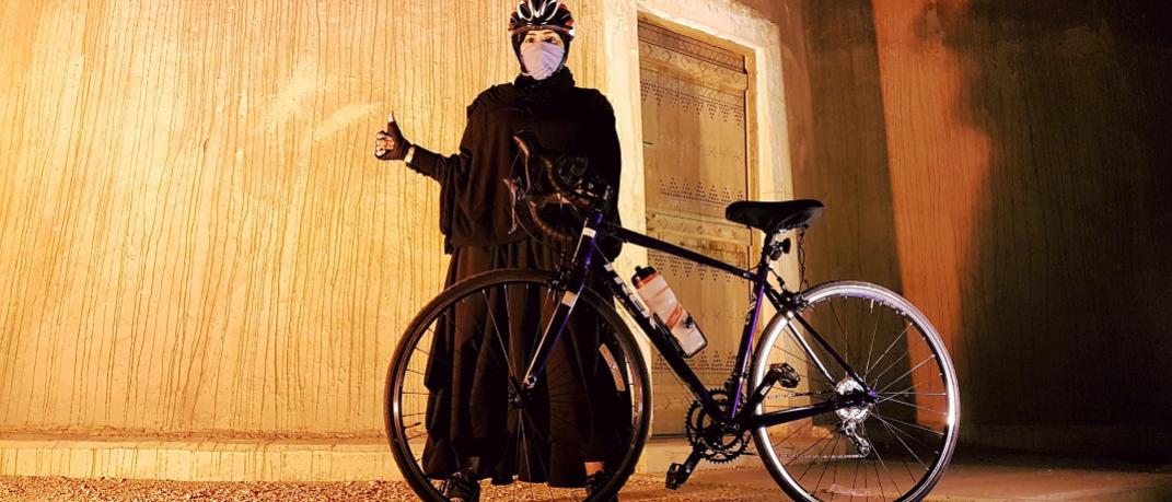 Η Βaraah Luhaid με το ποδήλατο της (Φωτογραφία:Spokes Hub)