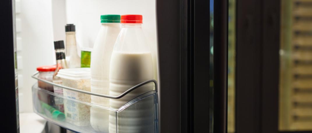 Γιατί δεν πρέπει να βάλεις ξανά το γάλα στην πόρτα του ψυγείου  | 0 bovary.gr