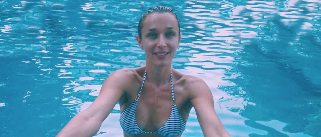 Η Κάτια Ζυγούλη στην πισίνα, Φωτογραφία: katiazygouli/instagram