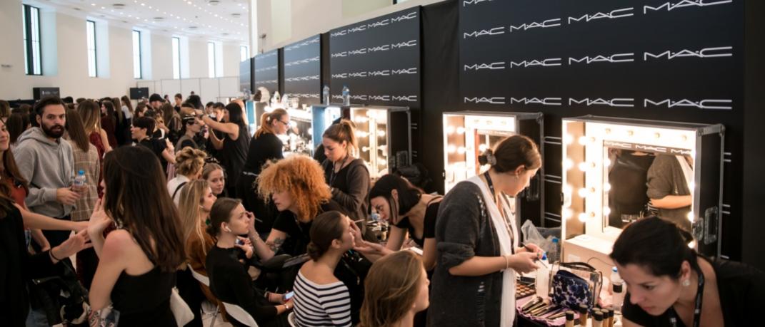 M.A.C. Cosmetics: Επιμελήθηκε τα beauty looks στην 24η εβδομάδα μόδας της Αθήνας, AXDW | 0 bovary.gr