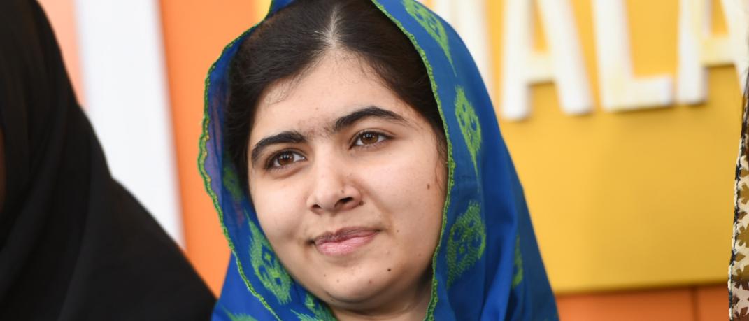 Μαλάλα: Το κορίτσι που κορόιδεψε το θάνατο έγινε 20 ετών  | 0 bovary.gr