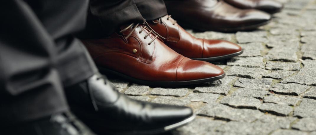 Αντρικό λουκ: Τα 8 παπούτσια που οι γυναίκες μισούν να φορούν οι άντρες | 0 bovary.gr