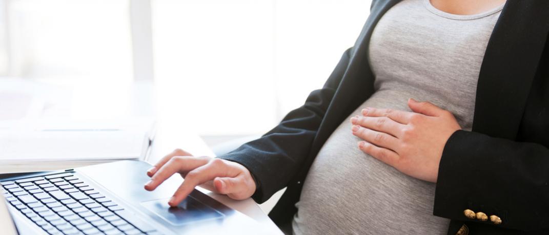 Εφετείο: Απαγορεύεται η απόλυση μητέρας, εγκύου ή λεχώνας | 0 bovary.gr