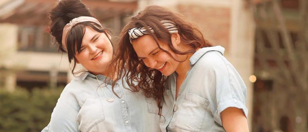 Δυο αδελφές, η Rosie και η Madelyn Blair, Φωτογραφία: roseybeeme/instagram 