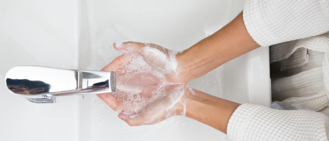 Αυτός είναι ο σωστός τρόπος να πλένεις τα χέρια σου  | 0 bovary.gr