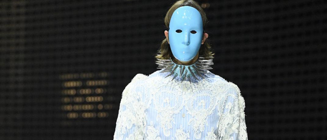 Καθηλωτικός Gucci και Αlessandro Michele: Mάσκες, επιγονατίδες, περιλαίμια με καρφιά στο runway | 0 bovary.gr