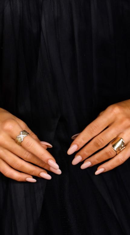 Μανικιούρ άνοιξης