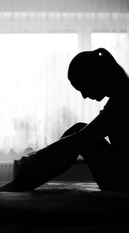 10 φράσεις που λένε συχνά οι γυναίκες όταν έχουν σιωπηλά εγκαταλείψει την ευτυχία